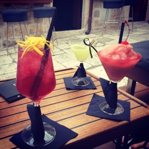 Mmmm. Cocktails. Not crappy ones, either.